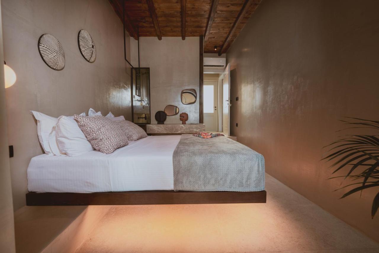 Legends In Town, By Mykonos High Hotel de apartamente *