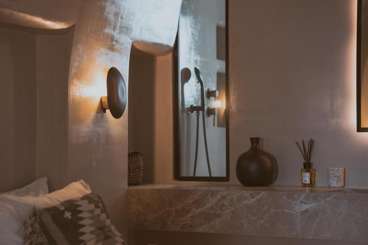 Legends In Town, By Mykonos High Hotel de apartamente