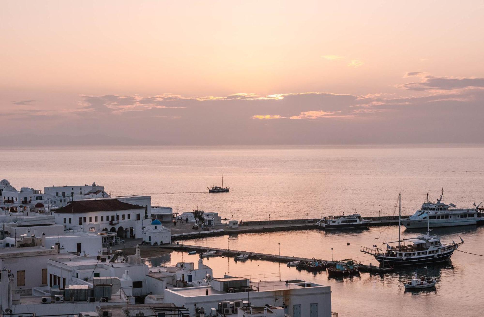 Hotel de apartamente Legends In Town, By Mykonos High